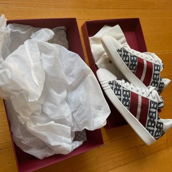 Bally Women's White and Navy Sneakers - Picture 2 of 6